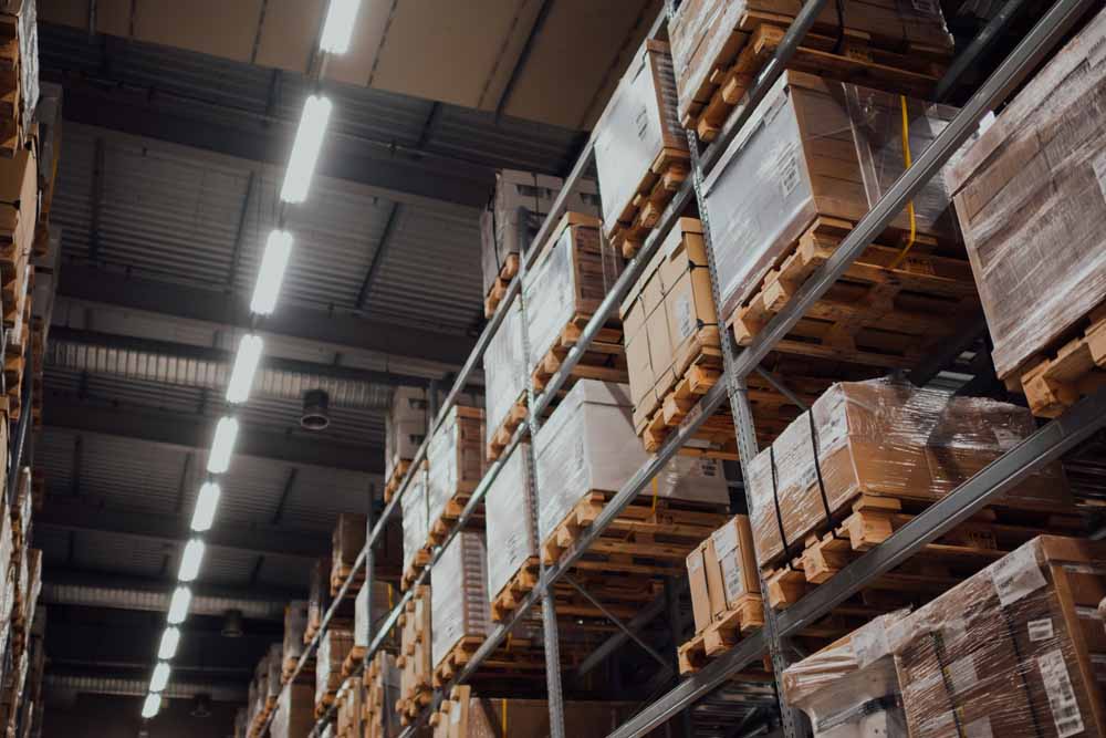 Les indispensables du cordonnier : produits à ne jamais manquer dans votre atelier professionnel